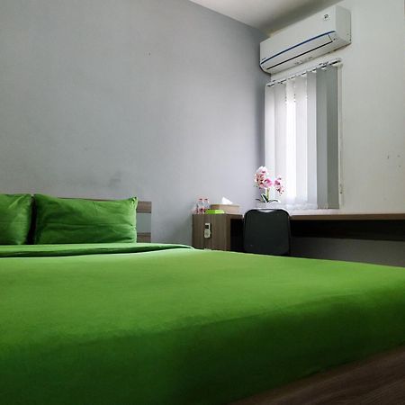 Barata Hotel Near Bandara Soekarno Hatta Tangerang Bagian luar foto