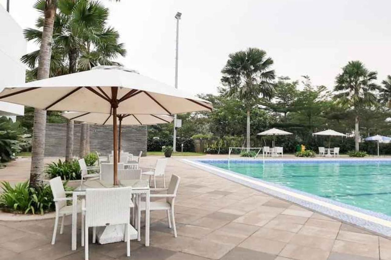 Barata Hotel Near Bandara Soekarno Hatta Tangerang Bagian luar foto