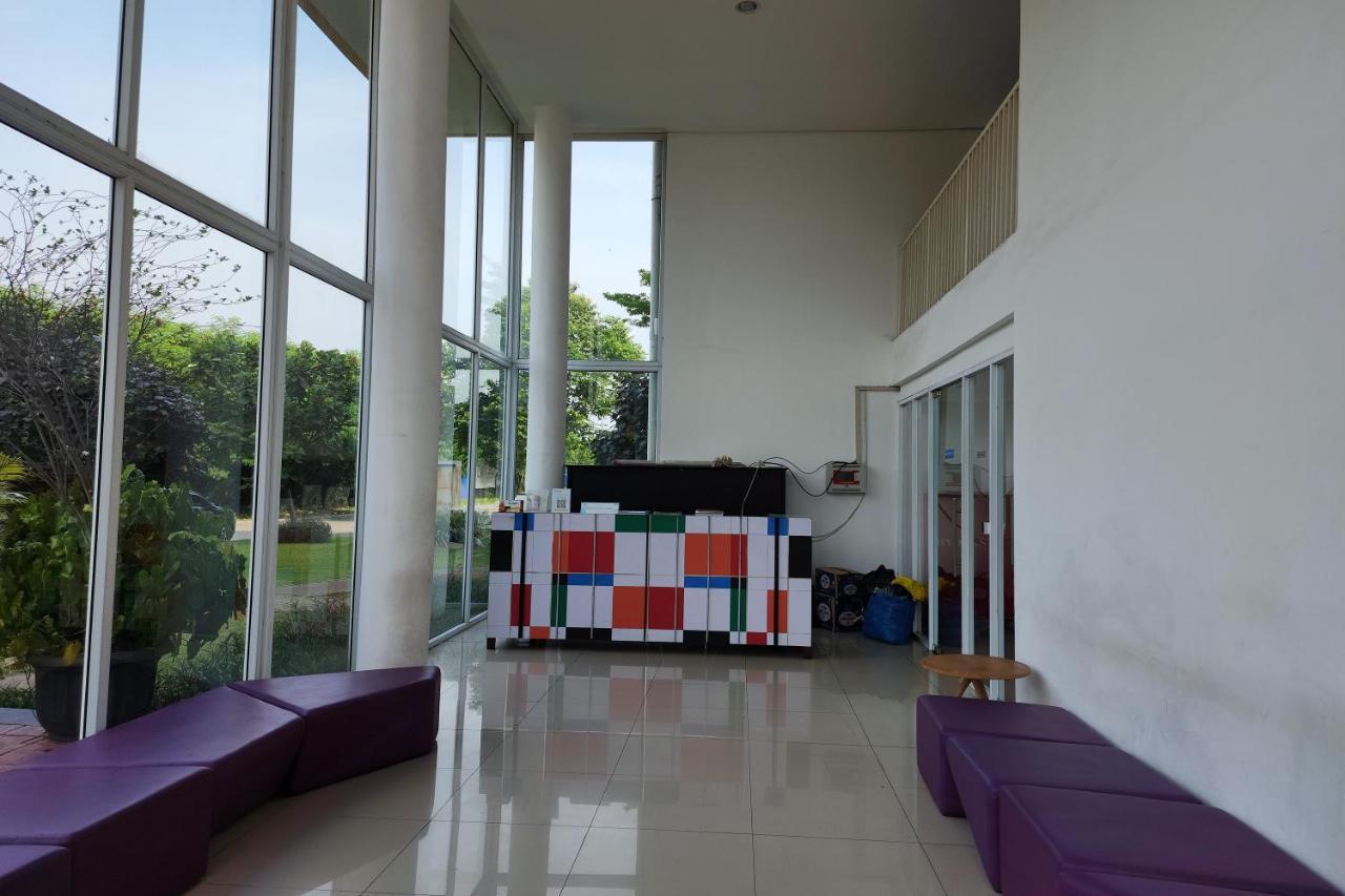 Barata Hotel Near Bandara Soekarno Hatta Tangerang Bagian luar foto
