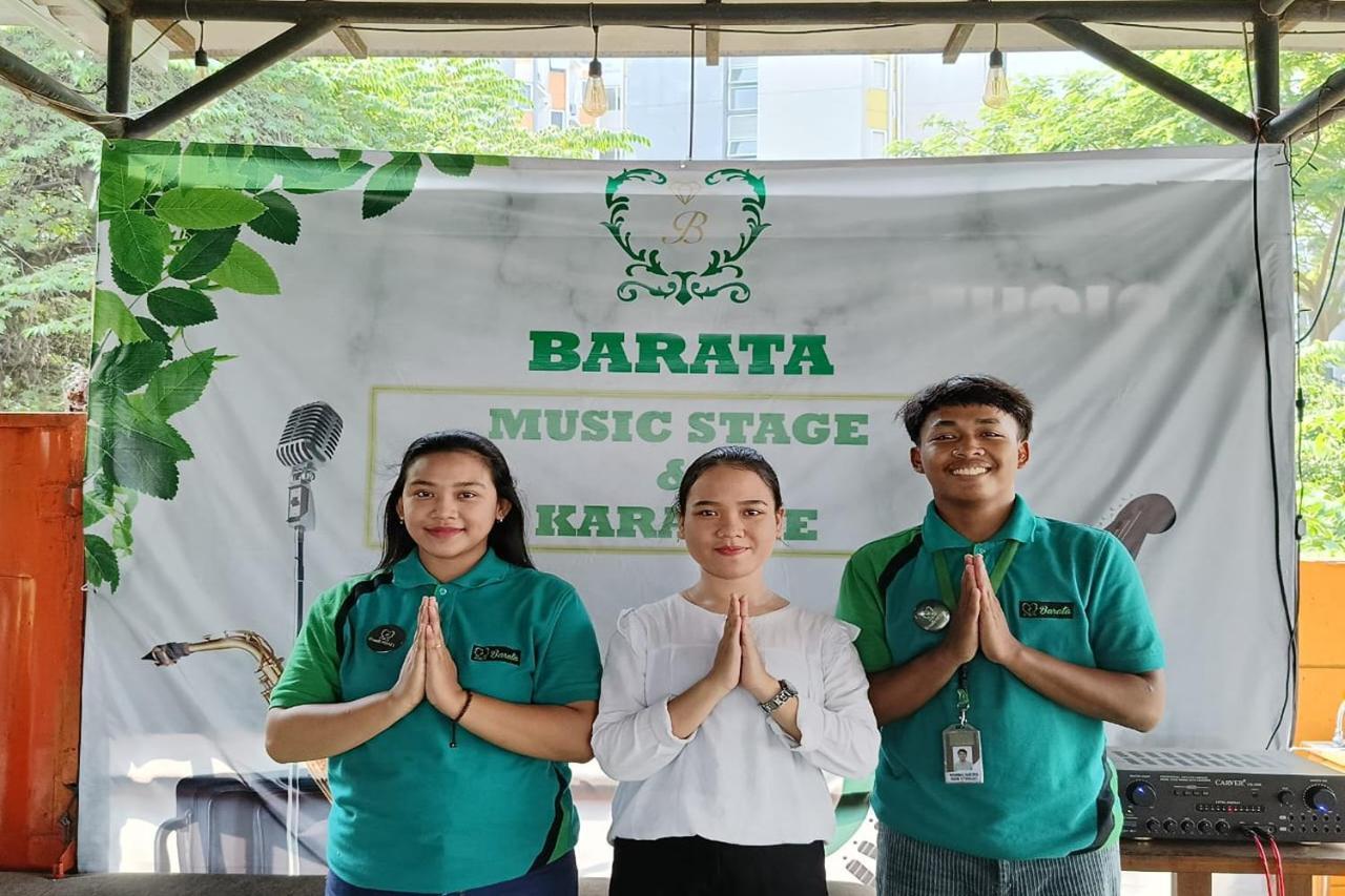 Barata Hotel Near Bandara Soekarno Hatta Tangerang Bagian luar foto