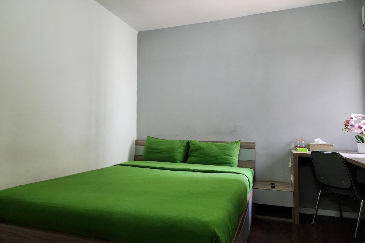 Barata Hotel Near Bandara Soekarno Hatta Tangerang Bagian luar foto