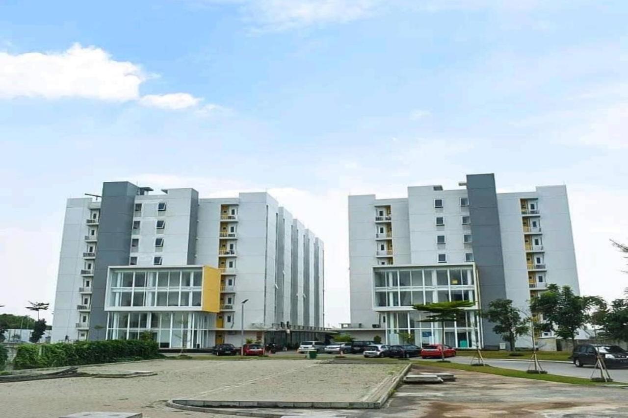 Barata Hotel Near Bandara Soekarno Hatta Tangerang Bagian luar foto