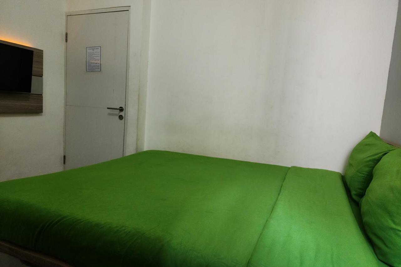Barata Hotel Near Bandara Soekarno Hatta Tangerang Bagian luar foto