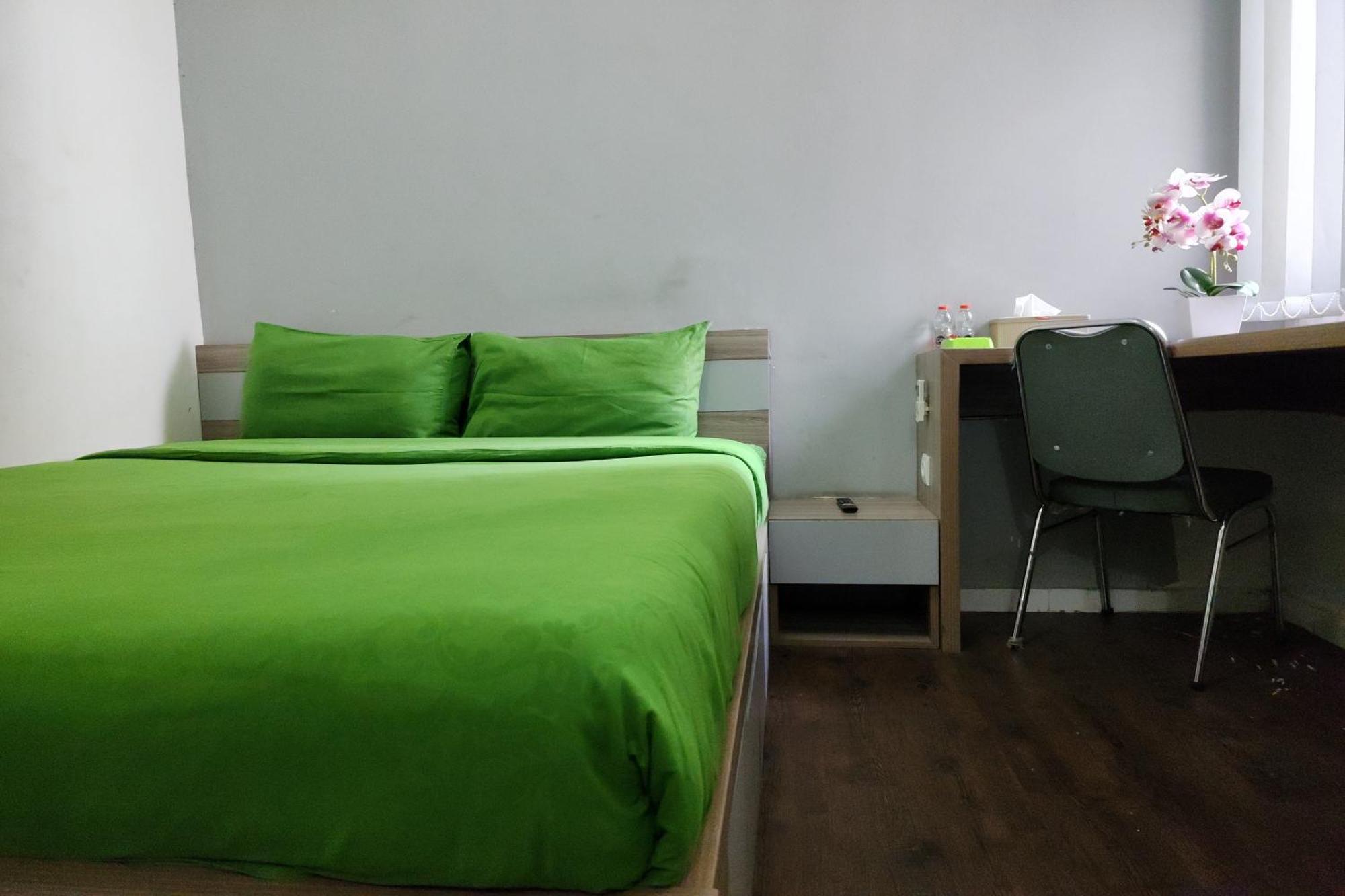 Barata Hotel Near Bandara Soekarno Hatta Tangerang Bagian luar foto
